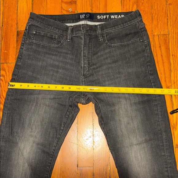 Hollister Men's Slim Straight Jeans - Charcoal Wash - Picture 4 of 8
